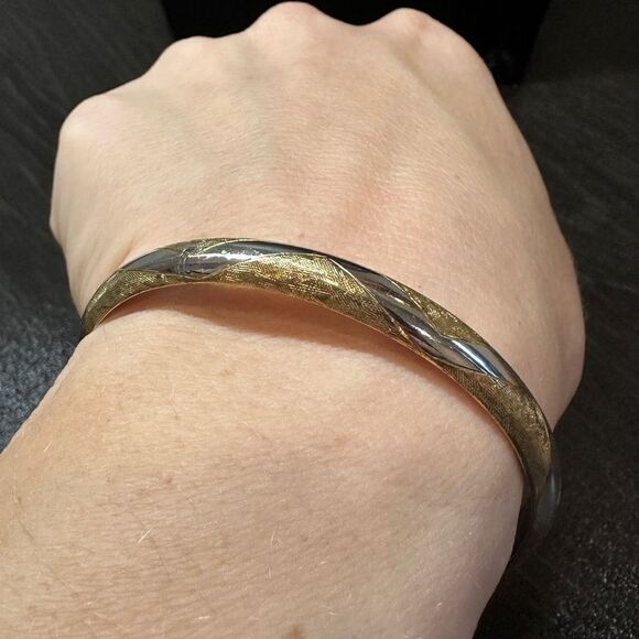 Gold filigree and sterling silver bangle bracelet! - Picture 4 of 10